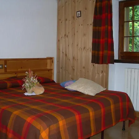 Agriturismo Lo Ratele Farm stay Allein